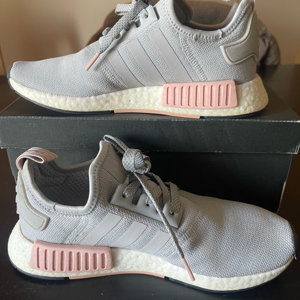 Adidas NMD_R1 W